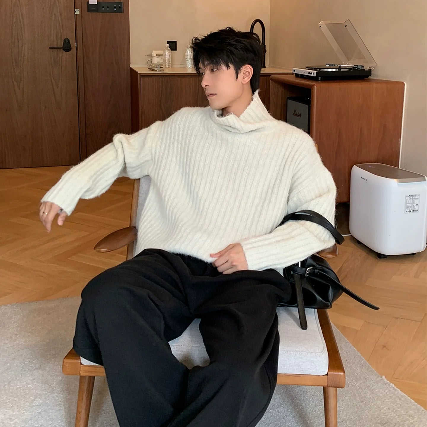 Ribbed Turtleneck Wool Knit Sweater