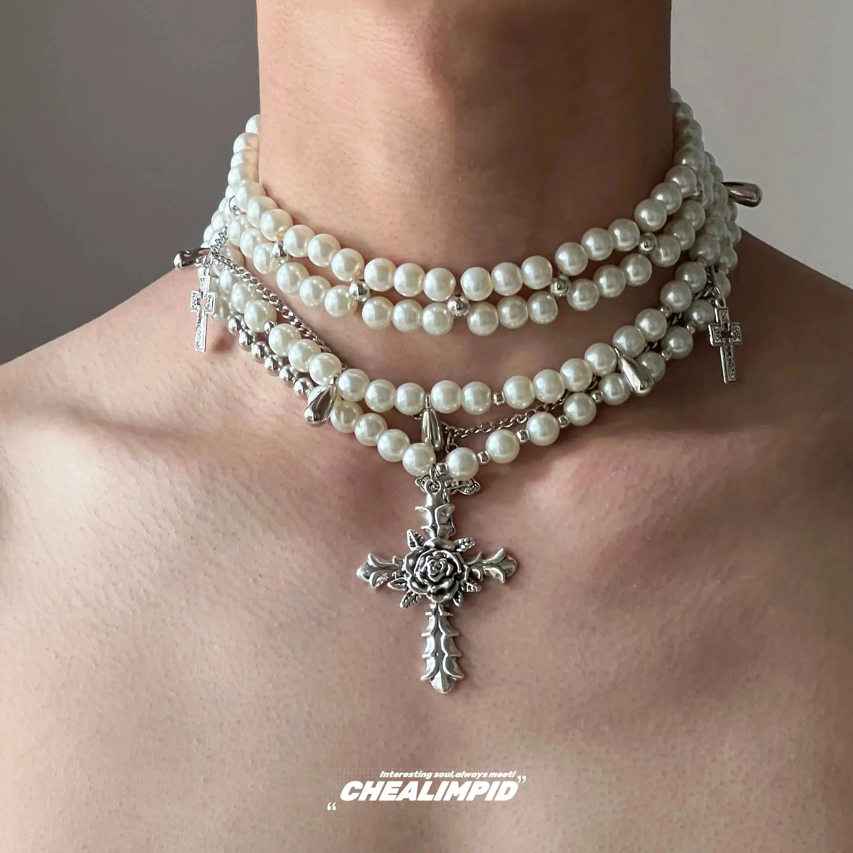 Vintage Cross Pendant Pearl Necklace