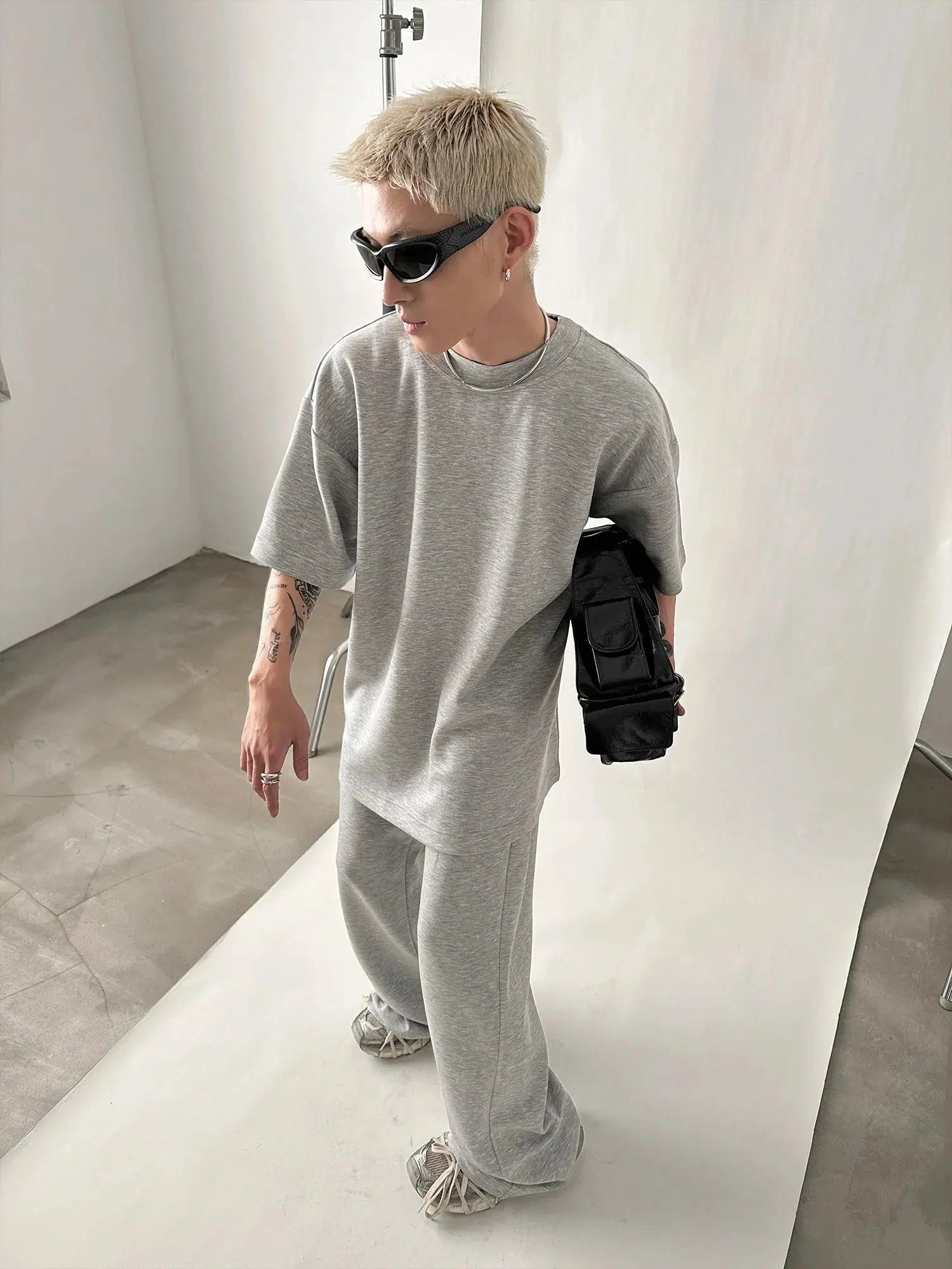 Versatile Mopping Solid Color T-shirt and Pants