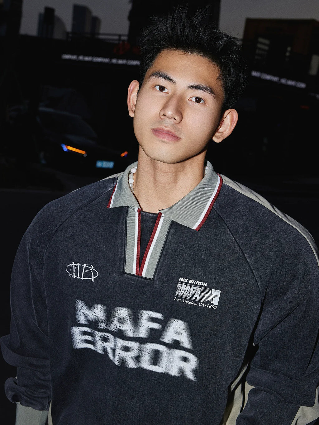 V-neck Baseball Style Retro Sweatshirt
